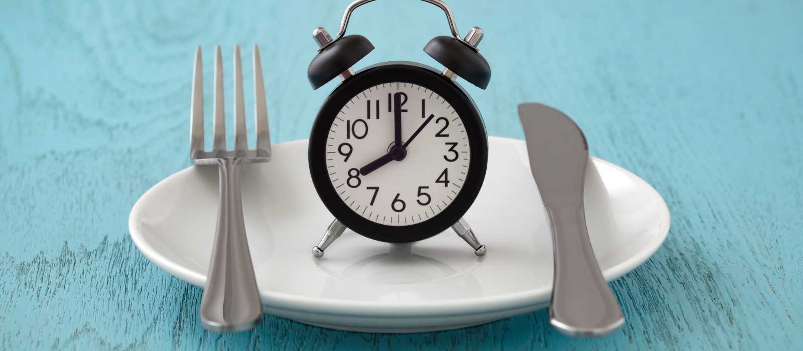 5 Intermittent Fasting Hacks to Help You Lose Weight and Boost Energy