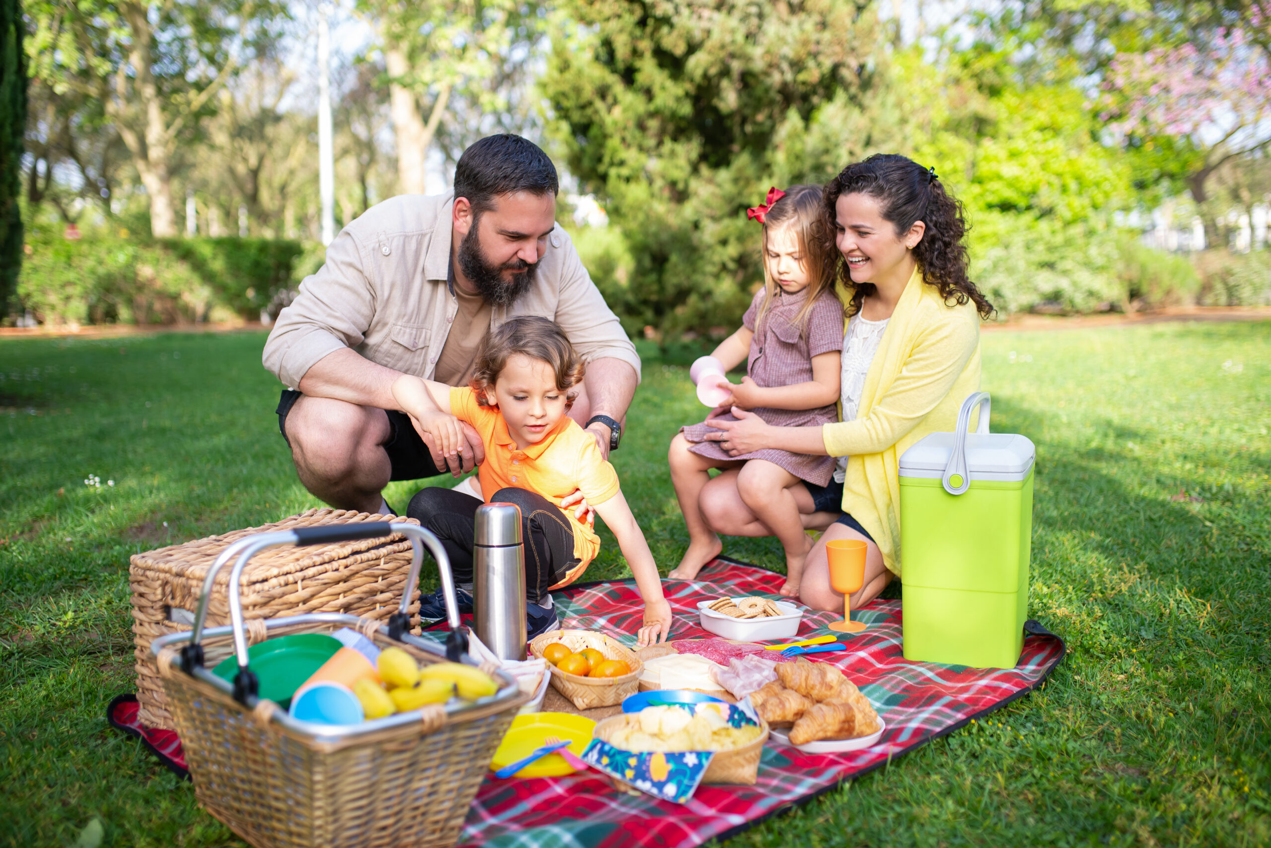 Why Picnicking with Your Kids is a Great Idea